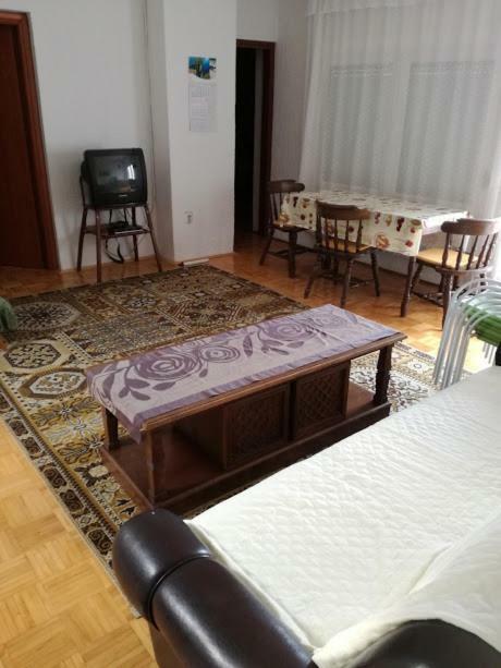 Apartmani Marijana Selce Exteriör bild