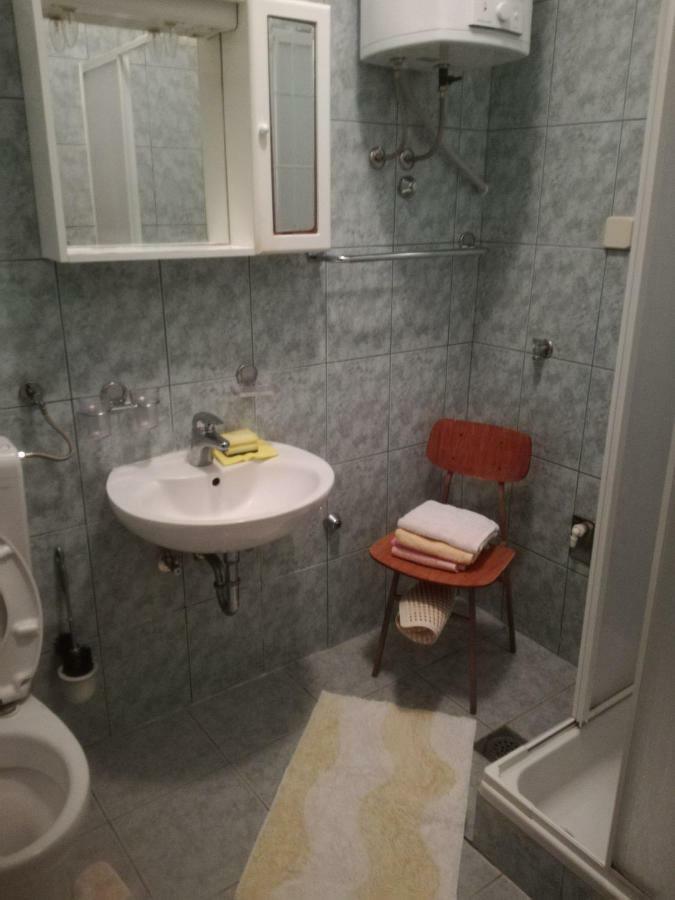 Apartmani Marijana Selce Exteriör bild