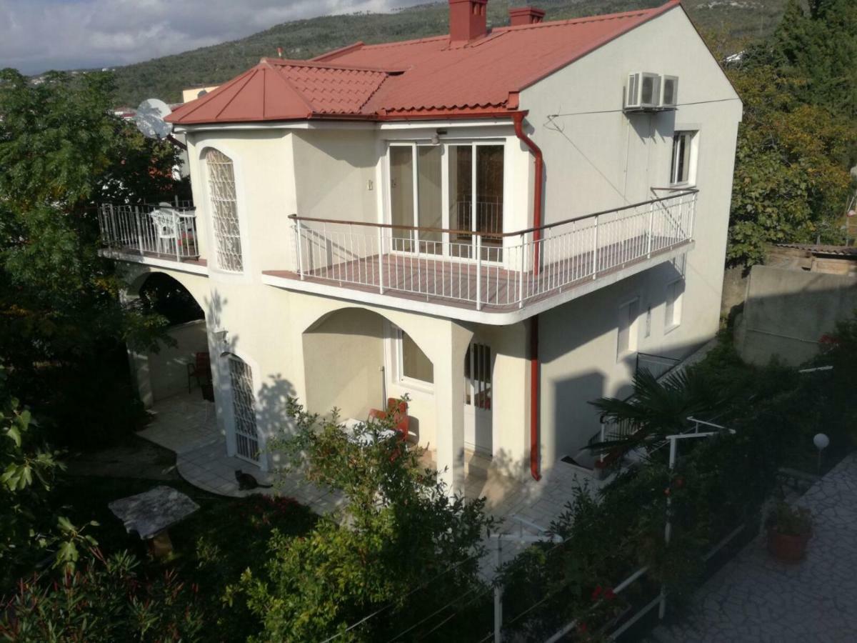 Apartmani Marijana Selce Exteriör bild